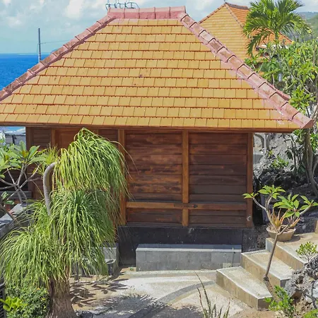 Manta Cottages With Sea View